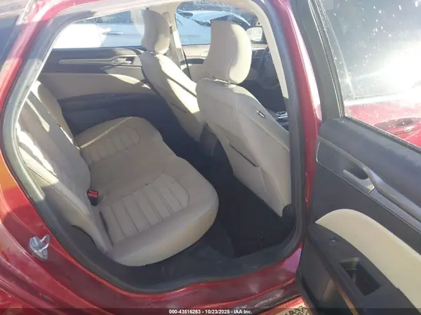 3FA6P0G75KR198737 2019 FORD FUSION - Image 8
