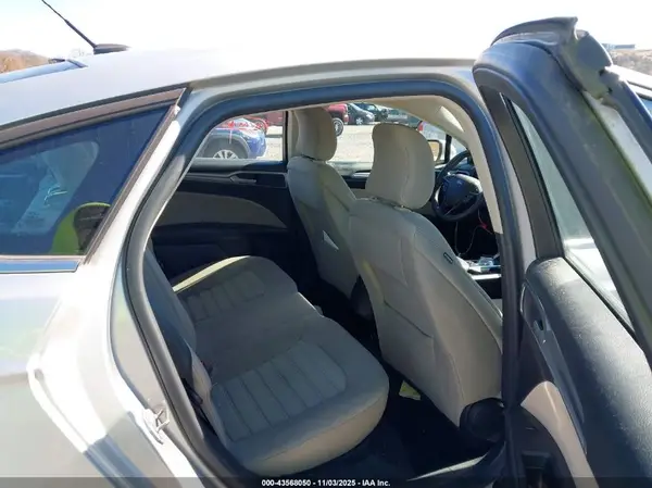 3FA6P0G75KR246446 2019 FORD FUSION - Image 8