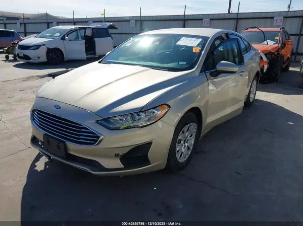 3FA6P0G75KR250268 2019 FORD FUSION - Image 2