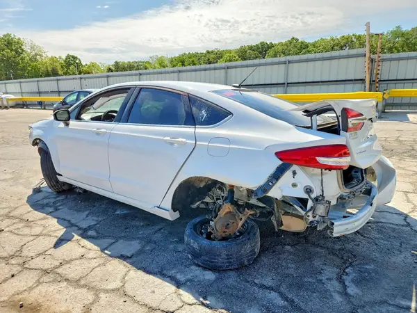 3FA6P0G75KR251047 2019 FORD FUSION - Image 2
