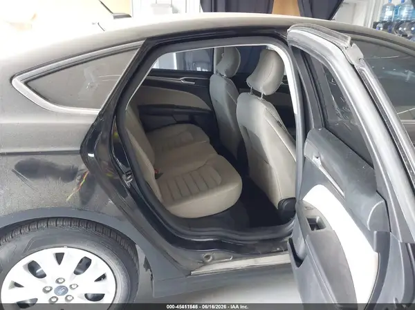 3FA6P0G75KR273940 2019 FORD FUSION - Image 8