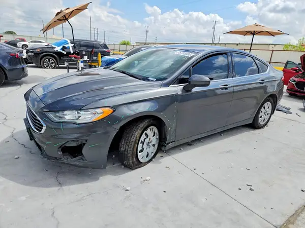 3FA6P0G75LR111047 2020 FORD FUSION - Image 1