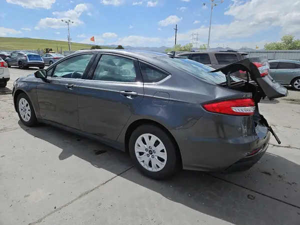 3FA6P0G75LR112117 2020 FORD FUSION - Image 2