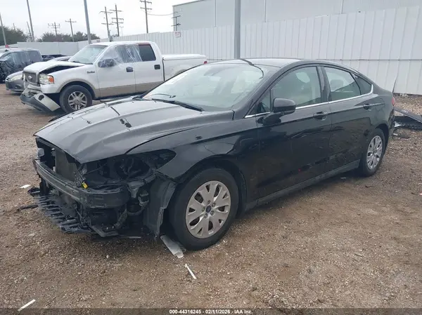 3FA6P0G75LR187819 2020 FORD FUSION - Image 2
