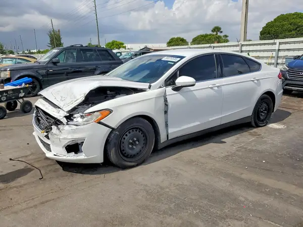 3FA6P0G75LR200049 2020 FORD FUSION - Image 1