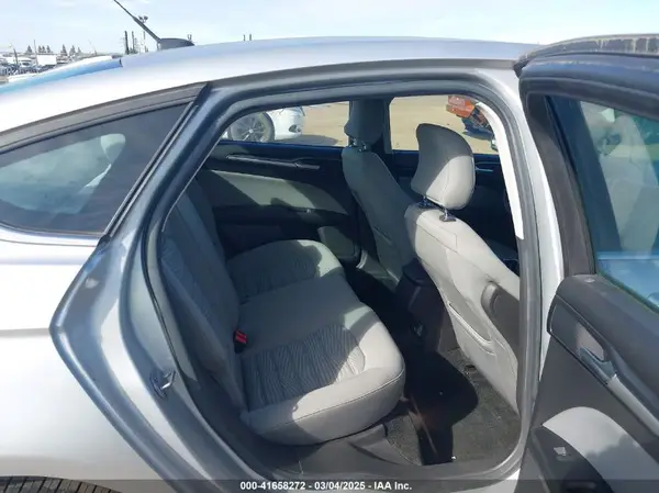 3FA6P0G76GR157735 2016 FORD FUSION - Image 8