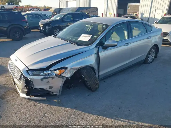 3FA6P0G76GR284565 2016 FORD FUSION - Image 2