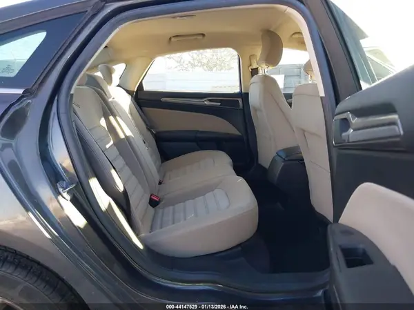 3FA6P0G76HR141780 2017 FORD FUSION - Image 8