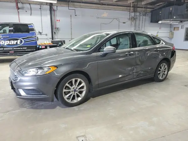 3FA6P0G76HR227221 2017 FORD FUSION - Image 1