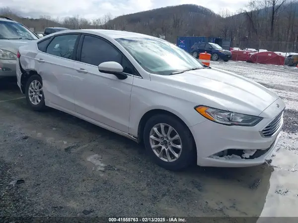 3FA6P0G76HR244844 2017 FORD FUSION - Image 1