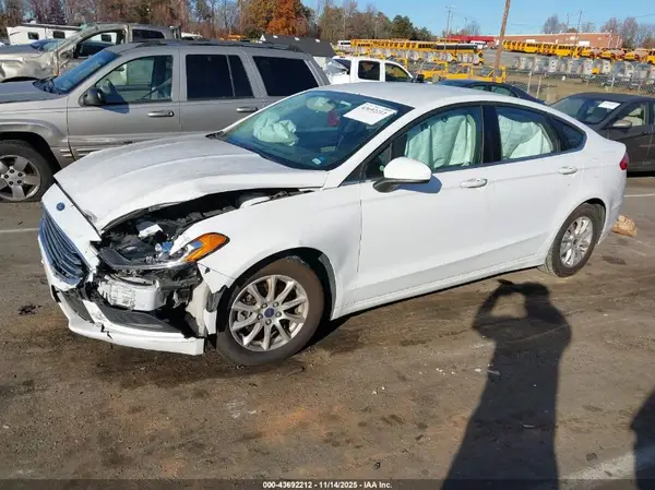 3FA6P0G76HR318912 2017 FORD FUSION - Image 2