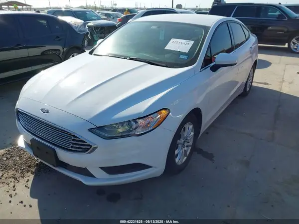 3FA6P0G76JR109403 2018 FORD FUSION - Image 2