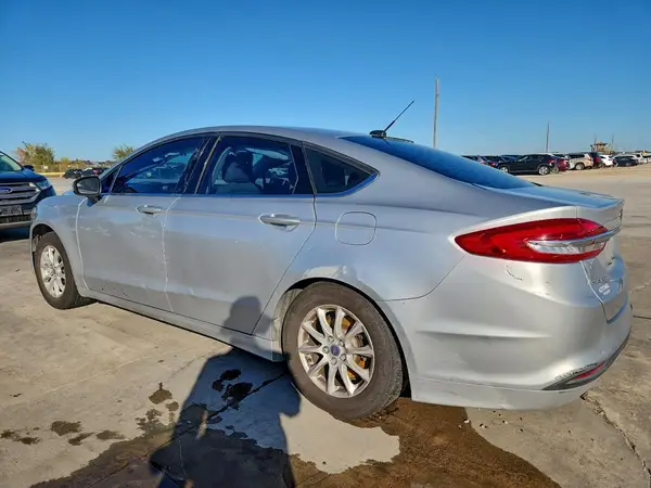 3FA6P0G76JR109448 2018 FORD FUSION - Image 2