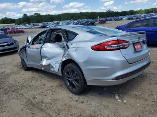 3FA6P0G76JR165017 2018 FORD FUSION - Image 2