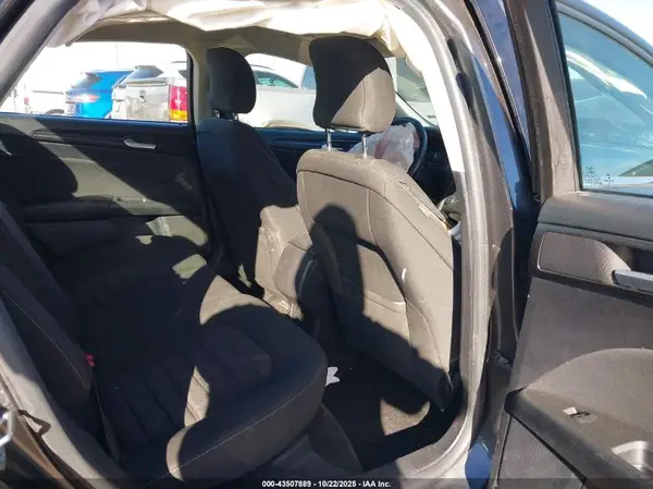3FA6P0G76JR203250 2018 FORD FUSION - Image 8