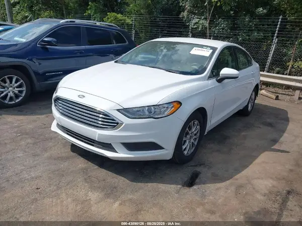 3FA6P0G76JR242985 2018 FORD FUSION - Image 2