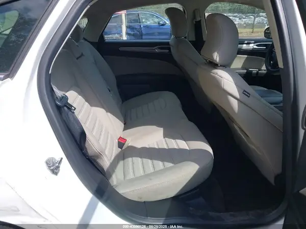 3FA6P0G76JR242985 2018 FORD FUSION - Image 8