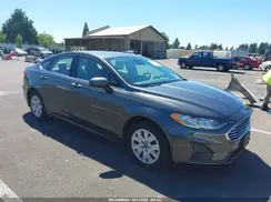 3FA6P0G76KR127742 2019 FORD FUSION