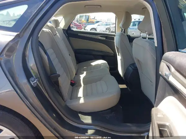 3FA6P0G76KR127742 2019 FORD FUSION - Image 8