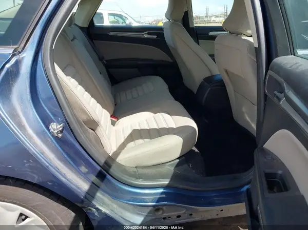 3FA6P0G76KR178352 2019 FORD FUSION - Image 8