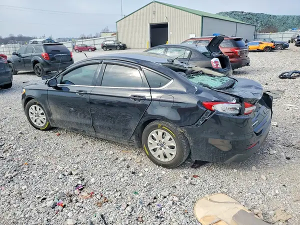 3FA6P0G76KR280086 2019 FORD FUSION - Image 2