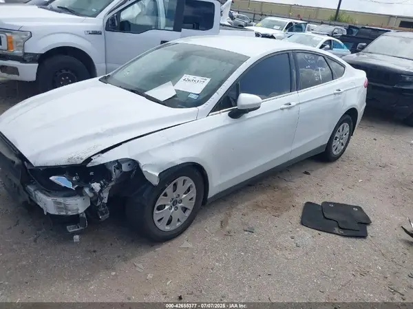 3FA6P0G76LR135678 2020 FORD FUSION - Image 2