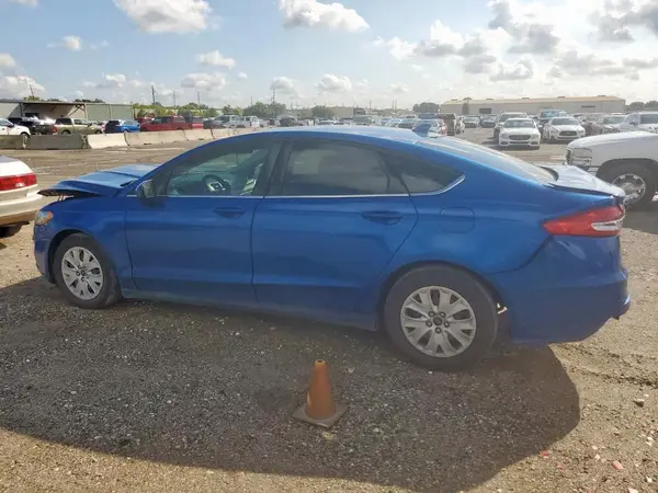 3FA6P0G76LR140802 2020 FORD FUSION - Image 2