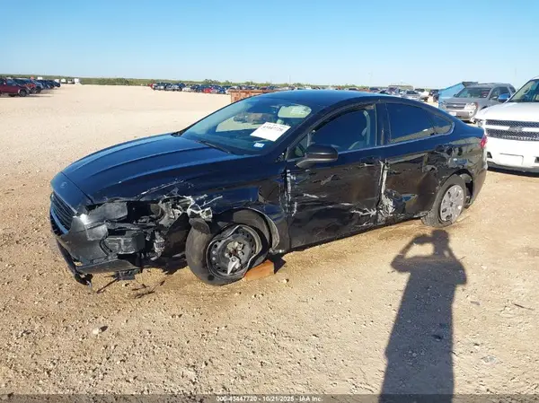 3FA6P0G76LR201002 2020 FORD FUSION - Image 2