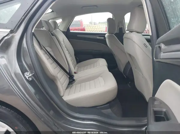 3FA6P0G76LR201422 2020 FORD FUSION - Image 8