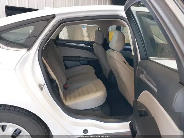 3FA6P0G76LR201498 2020 FORD FUSION - Image 8