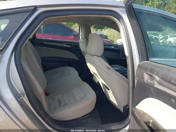 3FA6P0G76LR240253 2020 FORD FUSION - Image 8