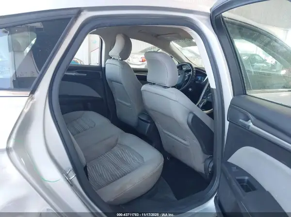 3FA6P0G77GR218994 2016 FORD FUSION - Image 8
