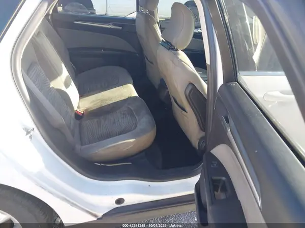 3FA6P0G77GR280315 2016 FORD FUSION - Image 8