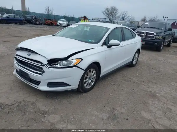3FA6P0G77GR318206 2016 FORD FUSION - Image 2
