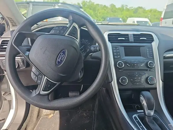 3FA6P0G77GR359886 2016 FORD FUSION - Image 1