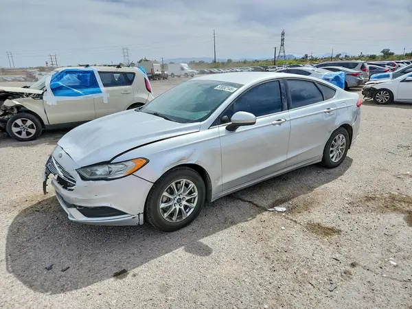 3FA6P0G77HR180443 2017 FORD FUSION - Image 1