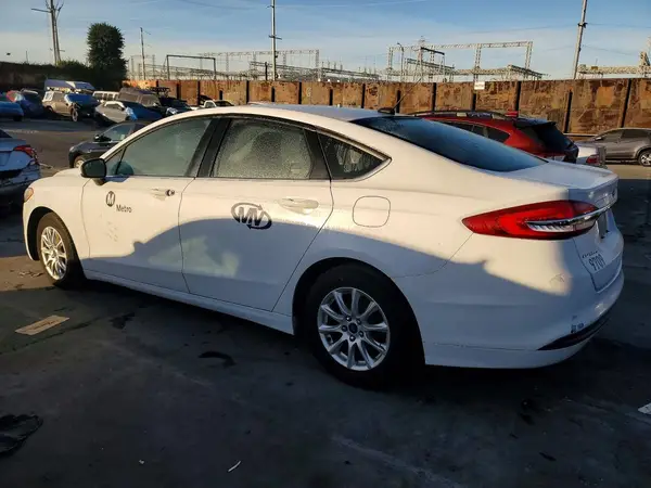 3FA6P0G77HR215935 2017 FORD FUSION - Image 2