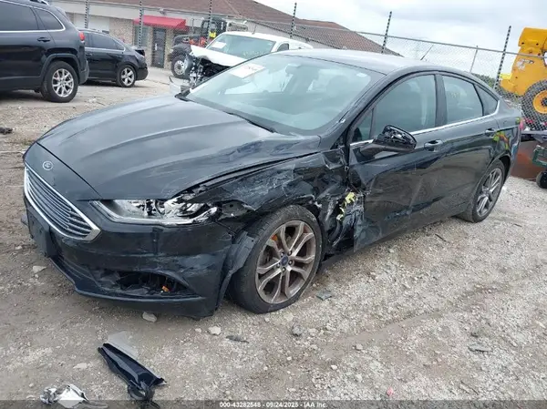 3FA6P0G77HR347786 2017 FORD FUSION - Image 2