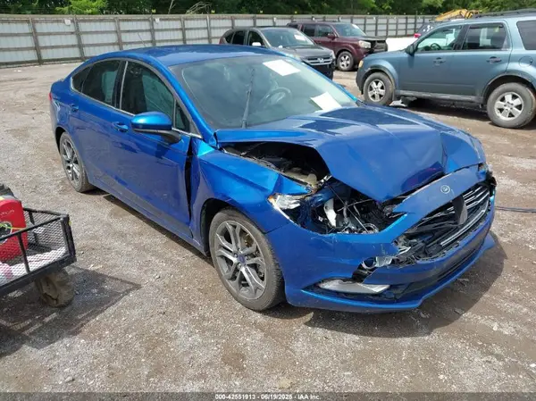 3FA6P0G77HR378021 2017 FORD FUSION - Image 1
