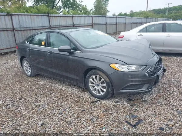 3FA6P0G77JR228352 2018 FORD FUSION - Image 1