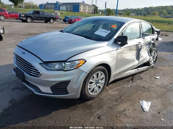 3FA6P0G77KR190106 2019 FORD FUSION - Image 2