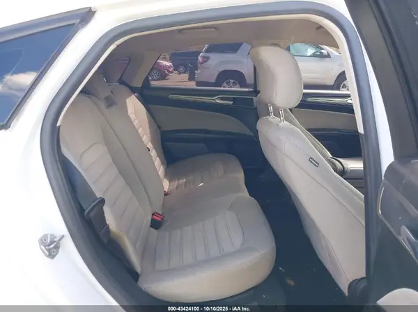 3FA6P0G77KR229728 2019 FORD FUSION - Image 8