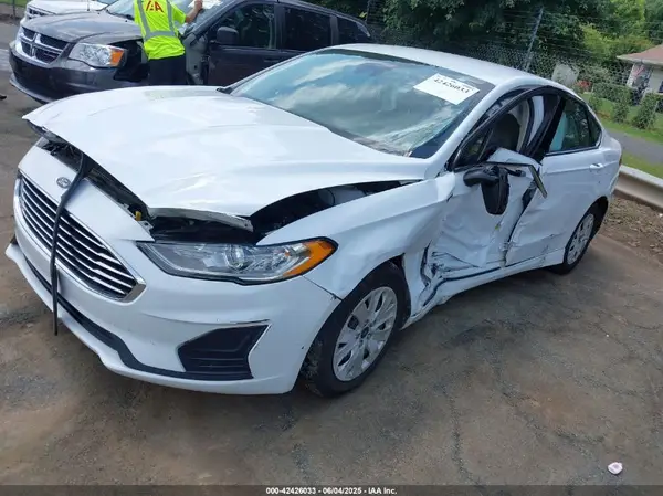 3FA6P0G77KR234914 2019 FORD FUSION - Image 2