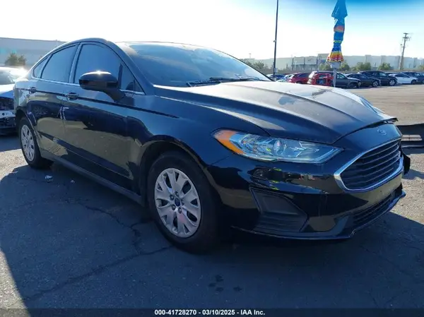3FA6P0G77LR251262 2020 FORD FUSION - Image 1