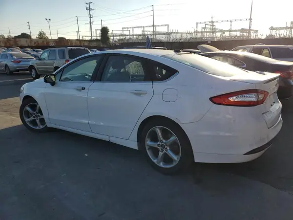 3FA6P0G78GR215425 2016 FORD FUSION - Image 2