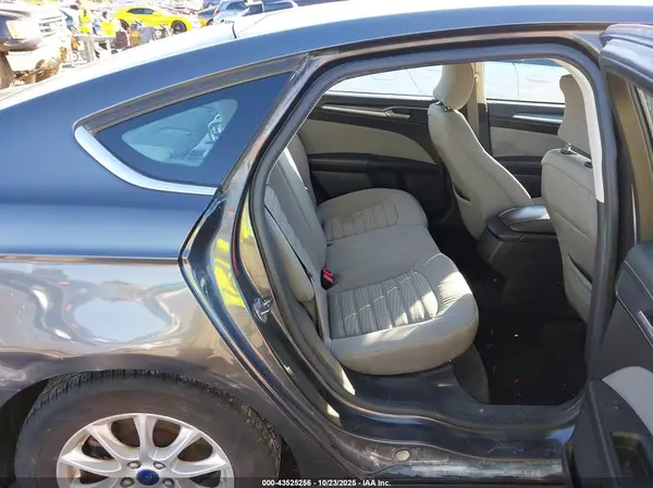 3FA6P0G78GR276810 2016 FORD FUSION - Image 8