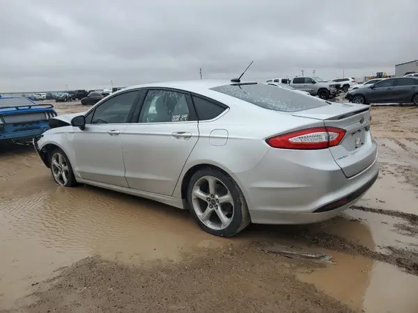 3FA6P0G78GR340831 2016 FORD FUSION - Image 2