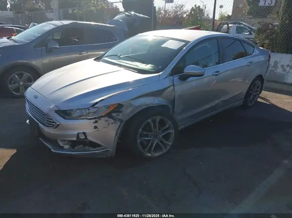 3FA6P0G78HR195369 2017 FORD FUSION - Image 2