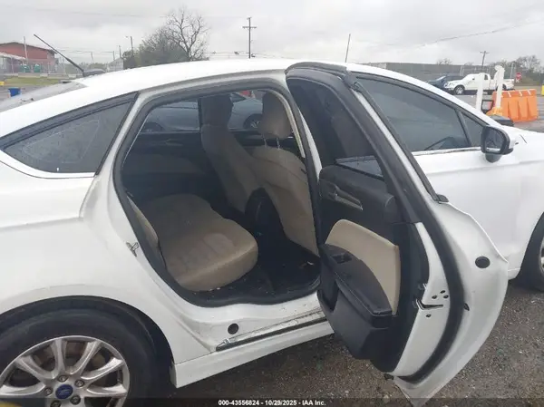 3FA6P0G78JR195720 2018 FORD FUSION - Image 8