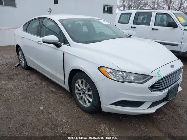 3FA6P0G78JR240588 2018 FORD FUSION - Image 1